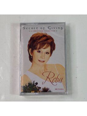 Secret Of Giving A Christmas Collection Reba Cassette Album 1999 MCA